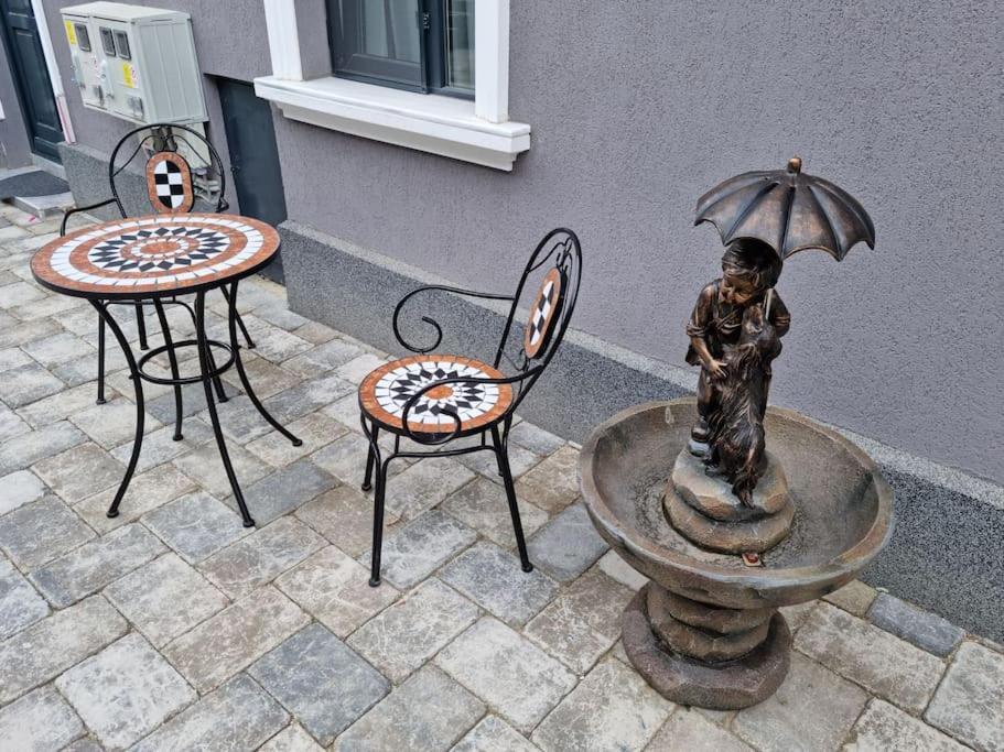Ferienwohnung Mk Studio Tineretului Bukarest Exterior foto